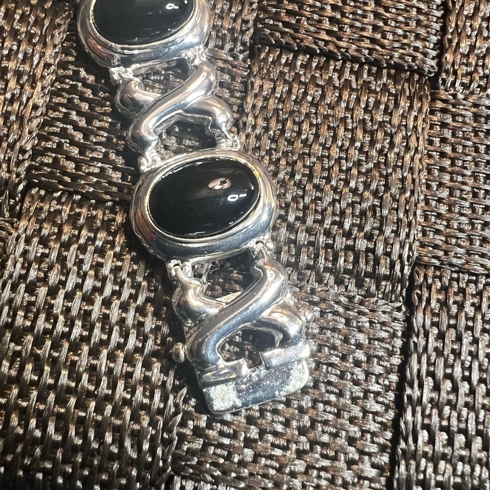 Women’s sterling and onyx bracelet nwot 7” - Picture 8 of 9